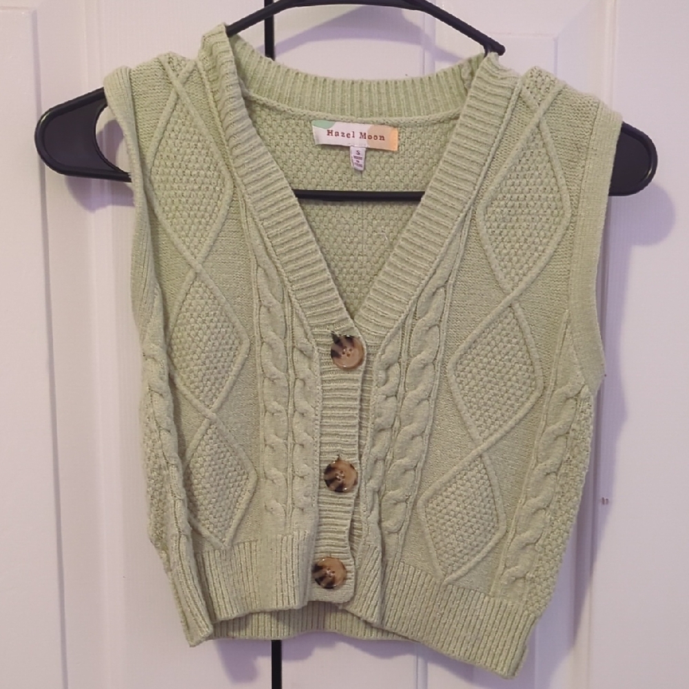 Green V-Neck Cable Knit Sweater